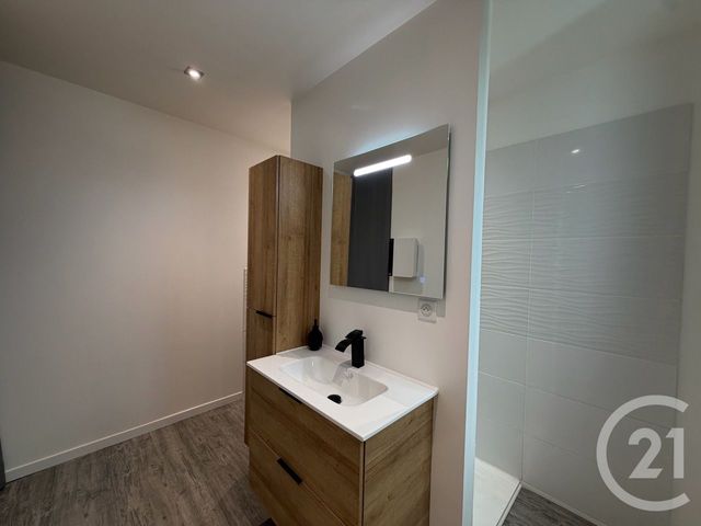 Appartement T4 &agrave; vendre - 4 pi&egrave;ces - 140 m2 - Aurillac - 15 - AUVERGNE