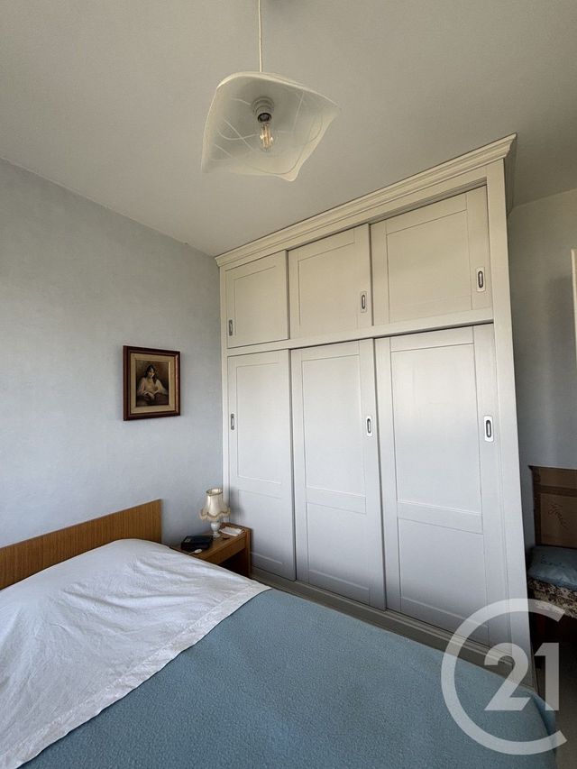Appartement T3 &agrave; louer - 3 pi&egrave;ces - 66 m2 - Aurillac - 15 - AUVERGNE