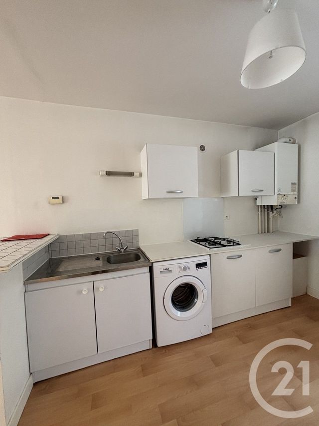 Appartement Studio &agrave; louer - 1 pi&egrave;ce - 32 m2 - Aurillac - 15 - AUVERGNE