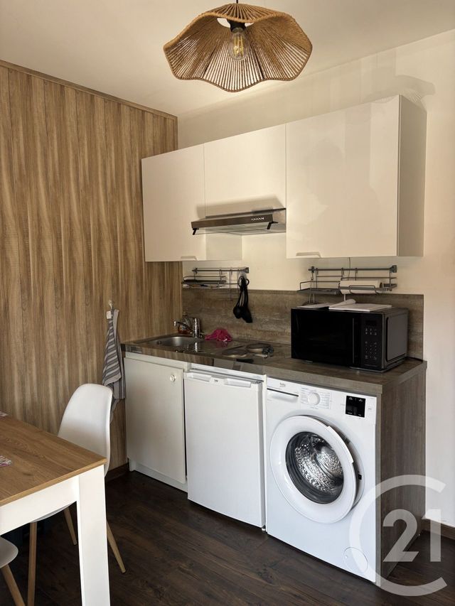 Appartement Studio &agrave; louer - 1 pi&egrave;ce - 16 m2 - Aurillac - 15 - AUVERGNE