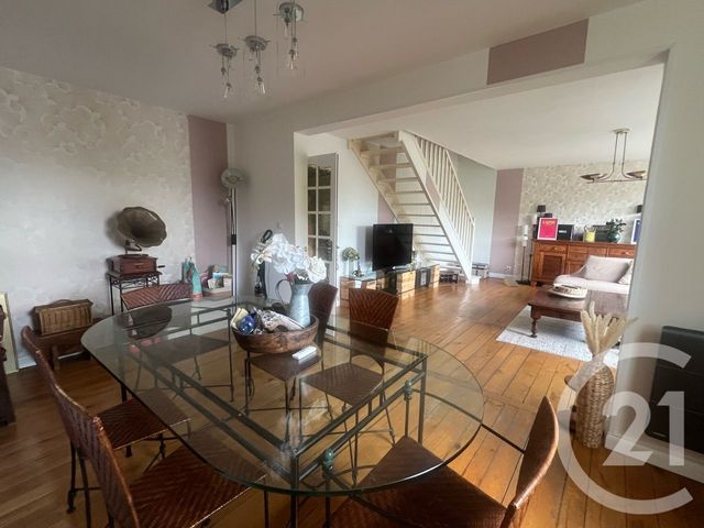 Appartement F5 &agrave; vendre - 7 pi&egrave;ces - 117 m2 - Aurillac - 15 - AUVERGNE