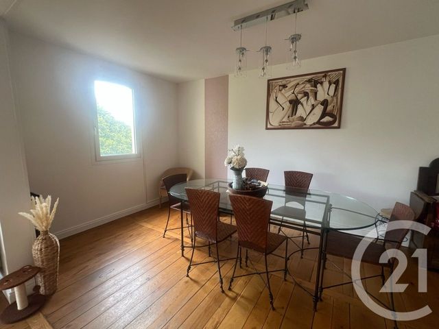 Appartement F5 &agrave; vendre - 7 pi&egrave;ces - 117 m2 - Aurillac - 15 - AUVERGNE
