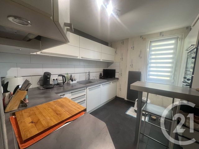 Appartement F5 &agrave; vendre - 7 pi&egrave;ces - 117 m2 - Aurillac - 15 - AUVERGNE