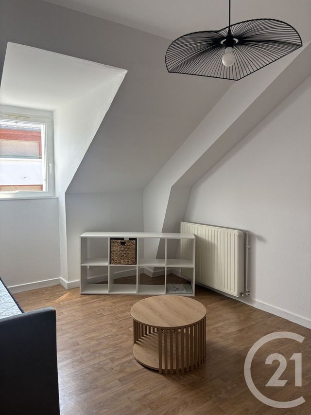 Appartement T2 &agrave; louer - 2 pi&egrave;ces - 49 m2 - Aurillac - 15 - AUVERGNE