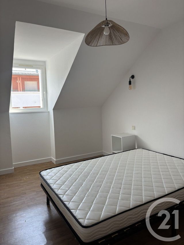Appartement T2 &agrave; louer - 2 pi&egrave;ces - 49 m2 - Aurillac - 15 - AUVERGNE