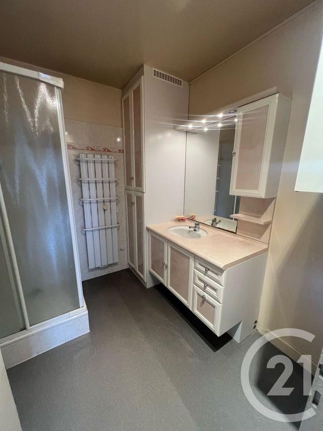 Appartement Duplex &agrave; vendre - 6 pi&egrave;ces - 90 m2 - Aurillac - 15 - AUVERGNE
