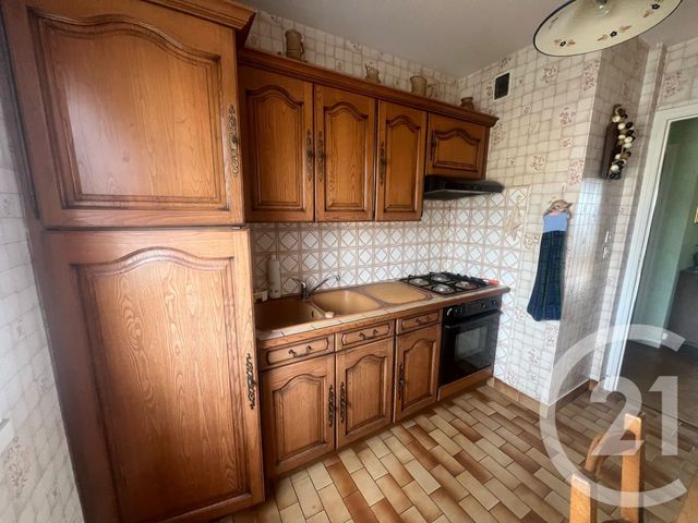 Appartement F4 &agrave; vendre - 5 pi&egrave;ces - 84 m2 - Aurillac - 15 - AUVERGNE
