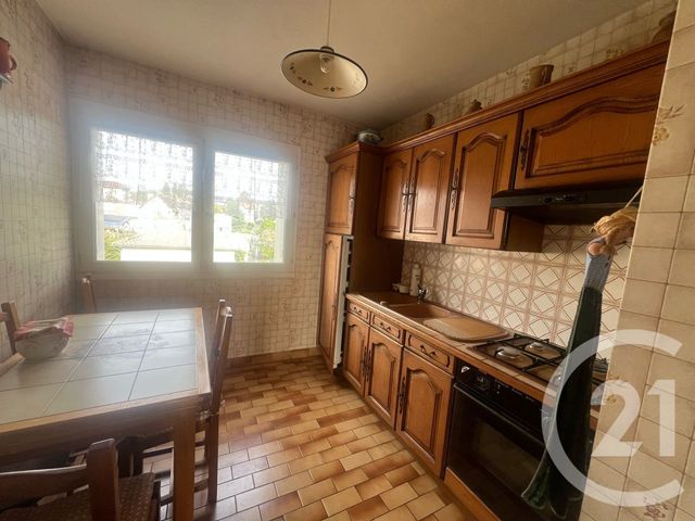 Appartement F4 &agrave; vendre - 5 pi&egrave;ces - 84 m2 - Aurillac - 15 - AUVERGNE