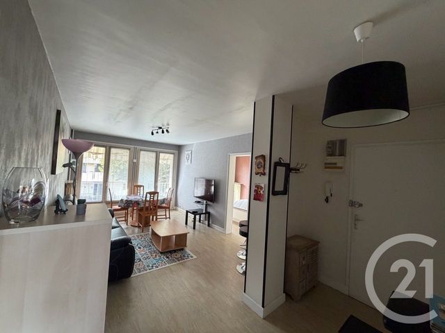 Appartement T4 &agrave; vendre - 5 pi&egrave;ces - 70,60 m2 - Aurillac - 15 - AUVERGNE