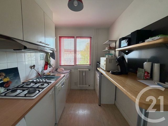 Appartement T4 &agrave; vendre - 5 pi&egrave;ces - 70,60 m2 - Aurillac - 15 - AUVERGNE