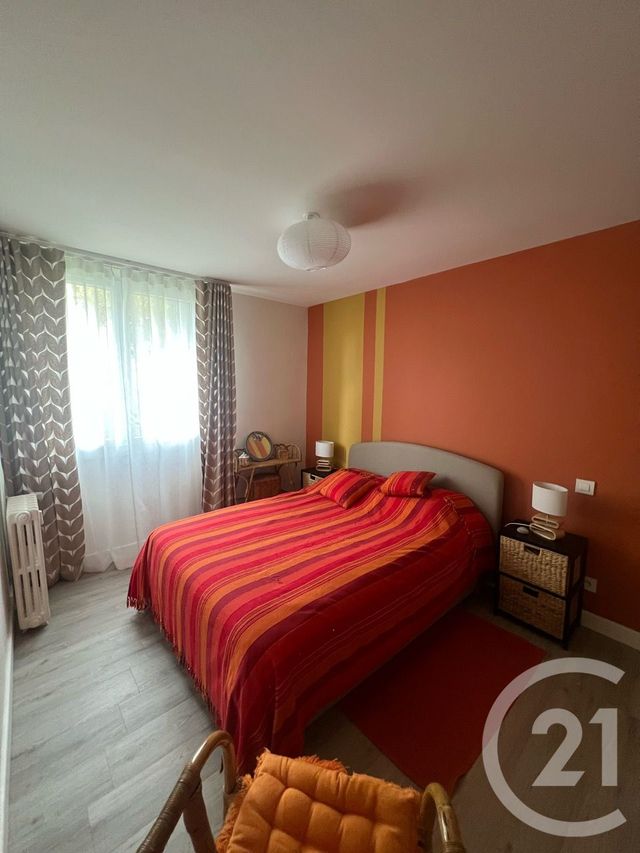 Appartement F4 &agrave; vendre - 4 pi&egrave;ces - 72,21 m2 - Aurillac - 15 - AUVERGNE