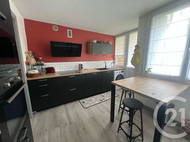 Appartement F4 &agrave; vendre - 4 pi&egrave;ces - 72,21 m2 - Aurillac - 15 - AUVERGNE