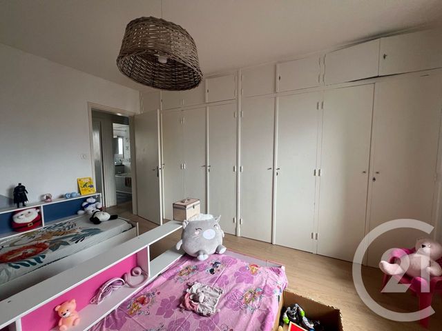 Appartement &agrave; vendre - 4 pi&egrave;ces - 87,61 m2 - Aurillac - 15 - AUVERGNE