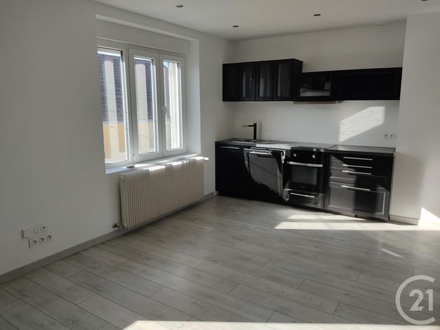 Appartement à vendre - 5 pièces - 100 m2 - Pontarlier - 25 - FRANCHE-COMTE