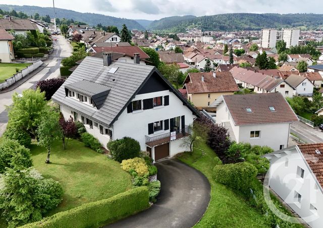 Maison à vendre - 6 pièces - 195 m2 - Pontarlier - 25 - FRANCHE-COMTE