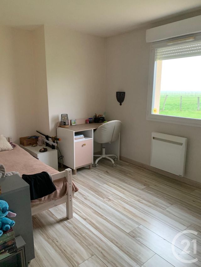 Maison &agrave; louer - 3 pi&egrave;ces - 70 m2 - Cuvier - 39 - FRANCHE-COMTE