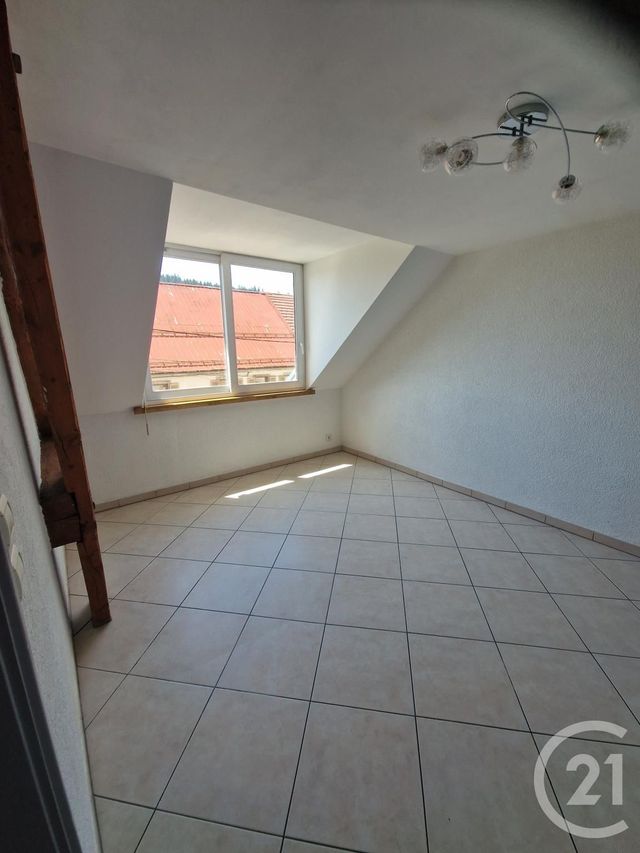 Appartement Duplex à louer - 3 pièces - 51,48 m2 - La Cluse Et Mijoux - 25 - FRANCHE-COMTE