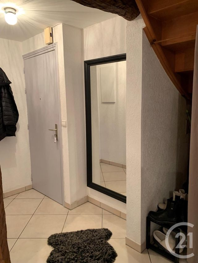 Appartement Duplex à louer - 3 pièces - 51,48 m2 - La Cluse Et Mijoux - 25 - FRANCHE-COMTE
