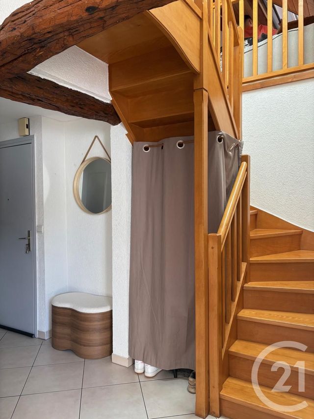 Appartement Duplex à louer - 3 pièces - 51,48 m2 - La Cluse Et Mijoux - 25 - FRANCHE-COMTE