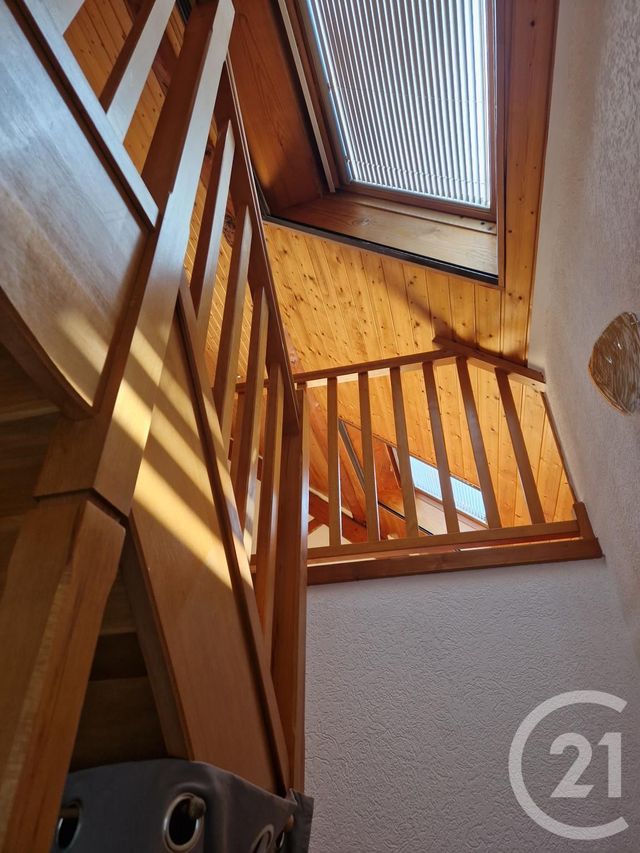 Appartement Duplex à louer - 3 pièces - 51,48 m2 - La Cluse Et Mijoux - 25 - FRANCHE-COMTE