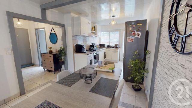 Appartement T3 &agrave; vendre - 3 pi&egrave;ces - 61,53 m2 - Pontarlier - 25 - FRANCHE-COMTE
