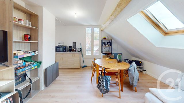 Appartement T3 &agrave; vendre - 3 pi&egrave;ces - 50,04 m2 - Pontarlier - 25 - FRANCHE-COMTE
