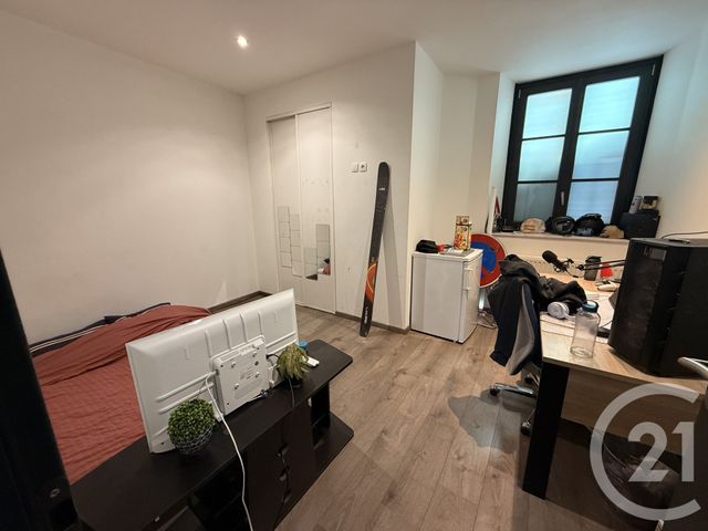 Appartement F5 à vendre - 5 pièces - 107,20 m2 - Pontarlier - 25 - FRANCHE-COMTE