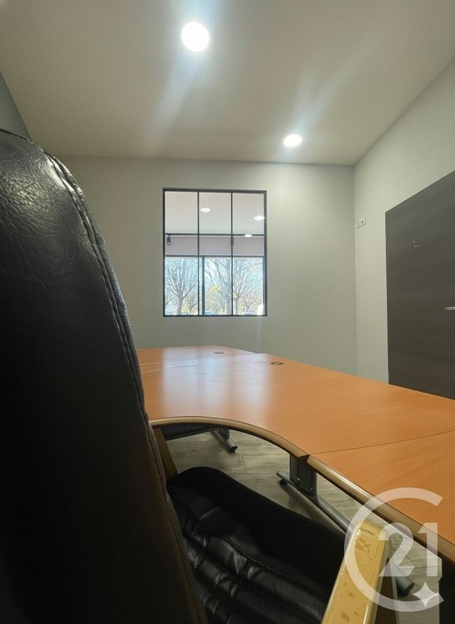 Appartement Local &agrave; vendre - 3 pi&egrave;ces - 103,14 m2 - Pontarlier - 25 - FRANCHE-COMTE