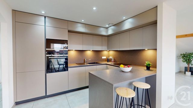 Appartement F4 &agrave; vendre - 4 pi&egrave;ces - 82 m2 - Bulle - 25 - FRANCHE-COMTE