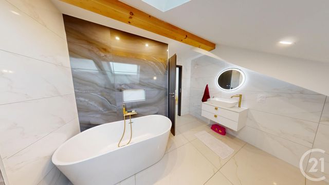 Appartement F4 &agrave; vendre - 4 pi&egrave;ces - 82 m2 - Bulle - 25 - FRANCHE-COMTE