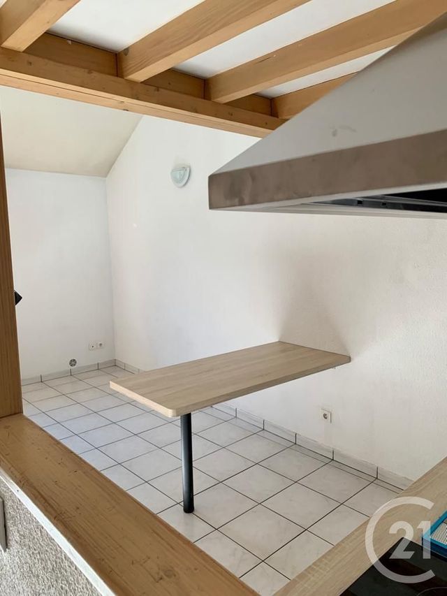 Appartement F4 à louer - 4 pièces - 95 m2 - Pontarlier - 25 - FRANCHE-COMTE