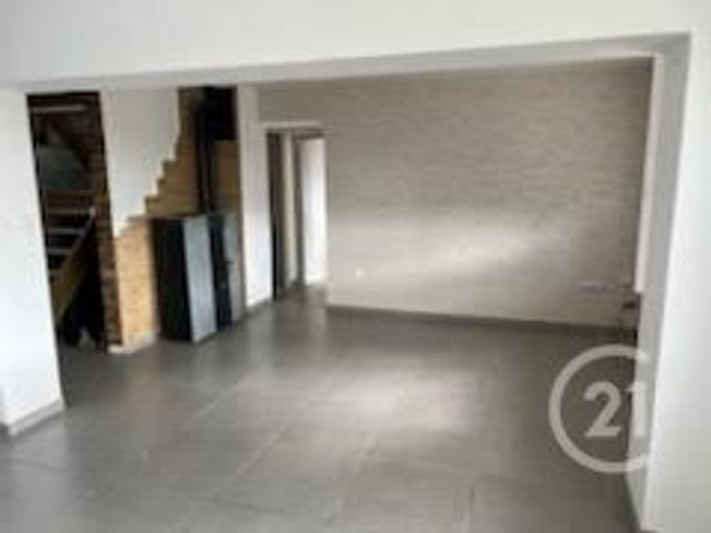 Appartement F4 à louer - 4 pièces - 107,65 m2 - Pontarlier - 25 - FRANCHE-COMTE