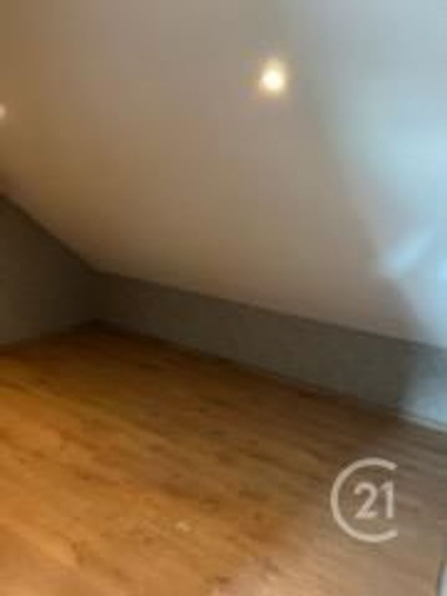 Appartement F4 à louer - 4 pièces - 107,65 m2 - Pontarlier - 25 - FRANCHE-COMTE