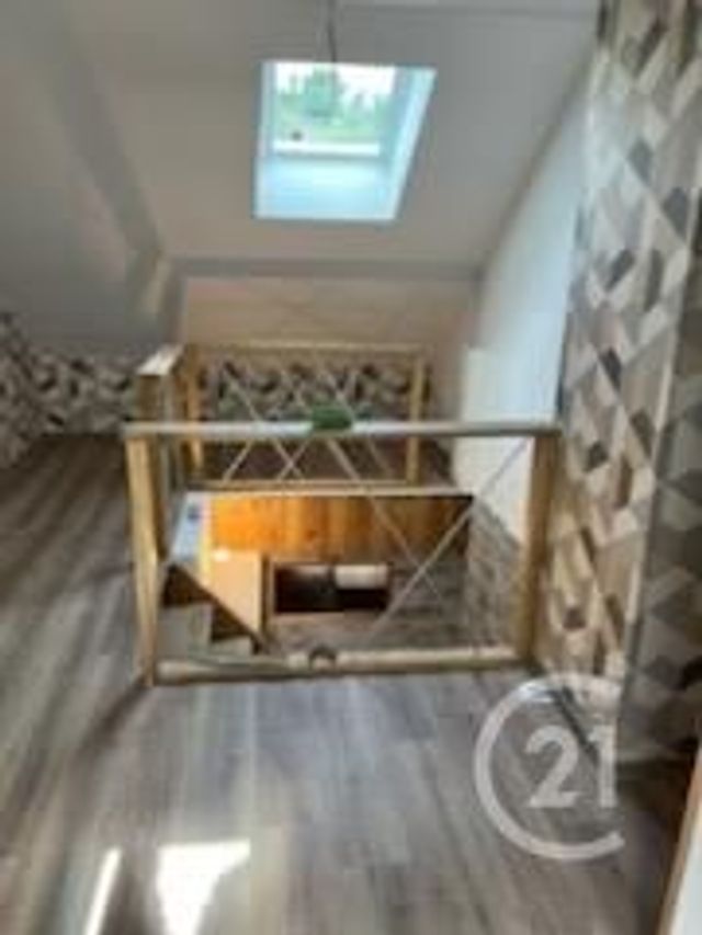 Appartement F4 à louer - 4 pièces - 107,65 m2 - Pontarlier - 25 - FRANCHE-COMTE