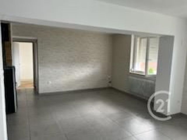 Appartement F4 à louer - 4 pièces - 107,65 m2 - Pontarlier - 25 - FRANCHE-COMTE