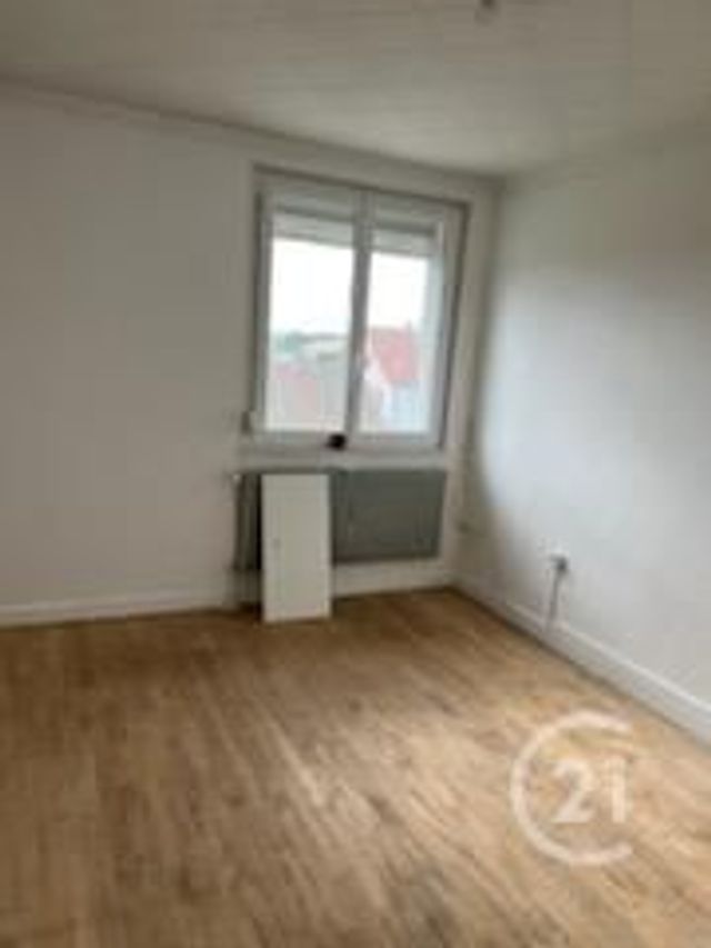 Appartement F4 à louer - 4 pièces - 107,65 m2 - Pontarlier - 25 - FRANCHE-COMTE