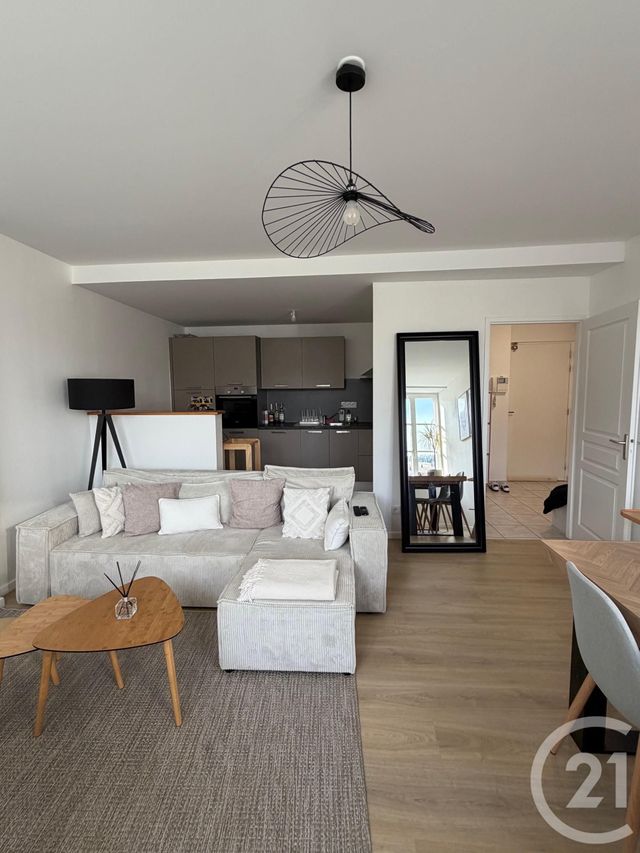 Appartement F3 &agrave; louer - 3 pi&egrave;ces - 60 m2 - Pontarlier - 25 - FRANCHE-COMTE