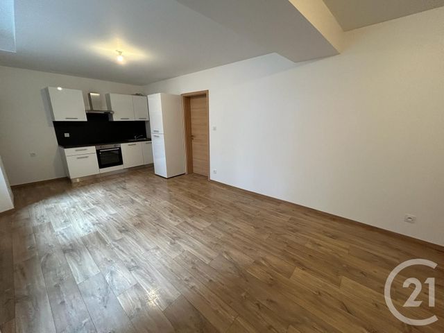 Appartement F3 &agrave; louer - 3 pi&egrave;ces - 51,15 m2 - Pontarlier - 25 - FRANCHE-COMTE