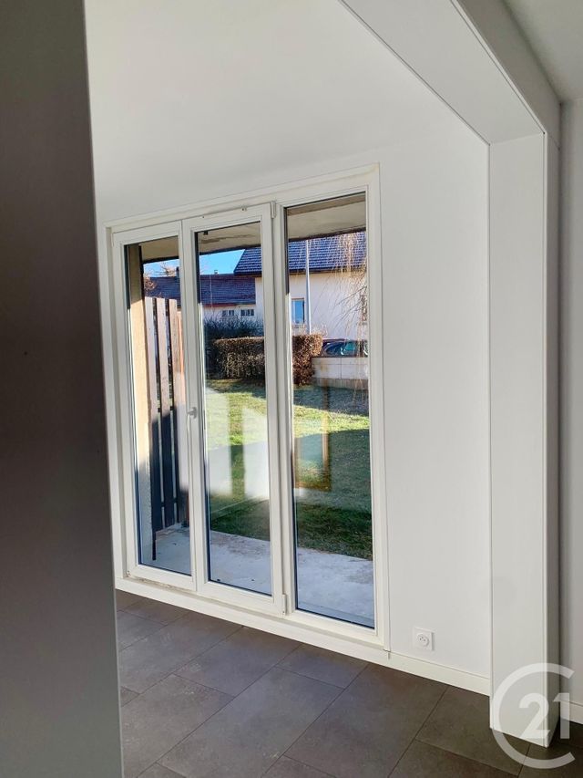 Appartement F1 &agrave; louer - 2 pi&egrave;ces - 30 m2 - Pontarlier - 25 - FRANCHE-COMTE