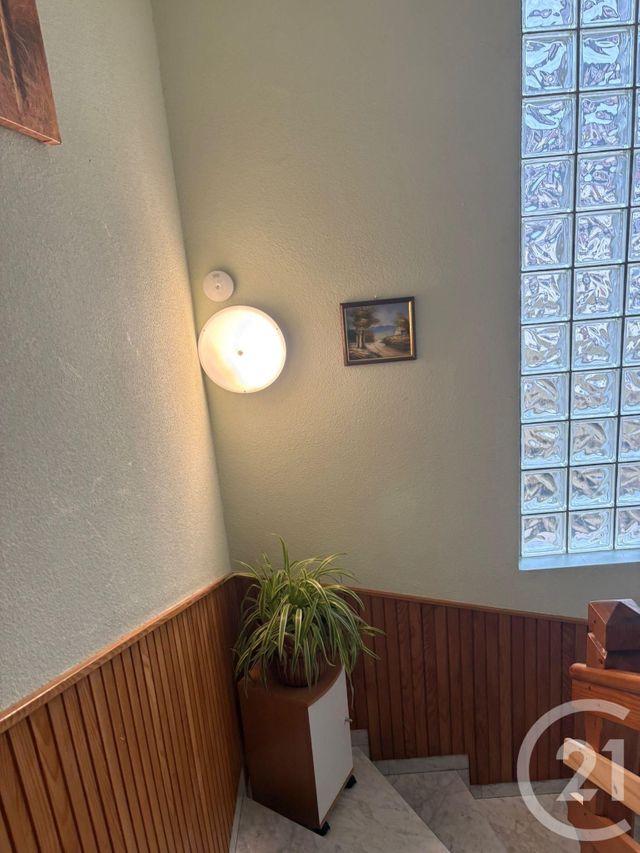 Appartement F3 &agrave; louer - 3 pi&egrave;ces - 76,45 m2 - Pontarlier - 25 - FRANCHE-COMTE