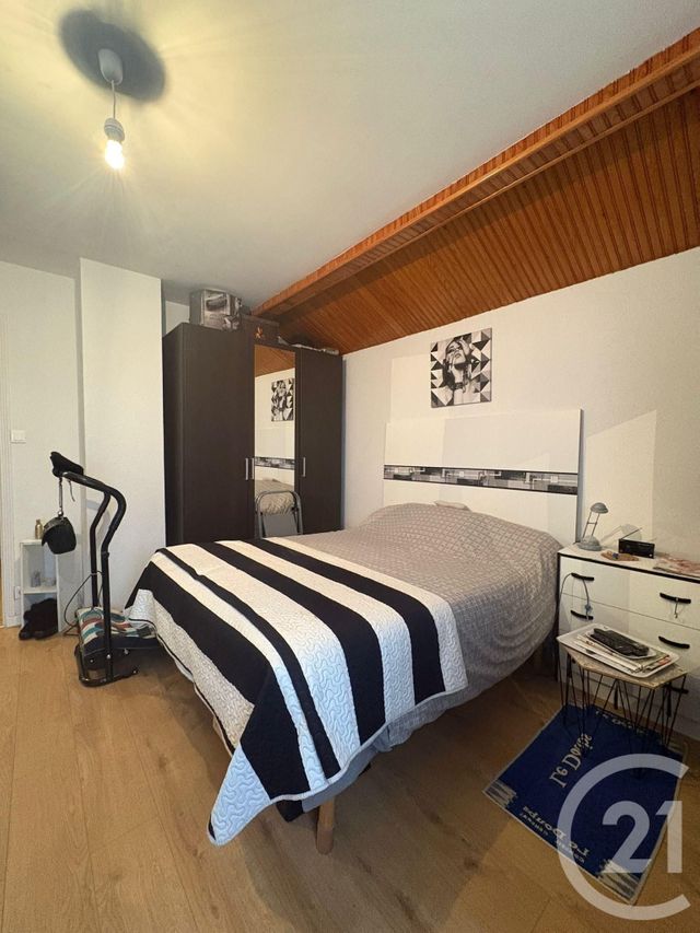 Appartement F3 &agrave; louer - 3 pi&egrave;ces - 76,45 m2 - Pontarlier - 25 - FRANCHE-COMTE