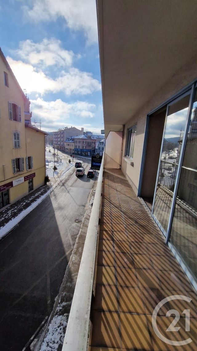 Appartement F3 &agrave; louer - 3 pi&egrave;ces - 123,78 m2 - Pontarlier - 25 - FRANCHE-COMTE