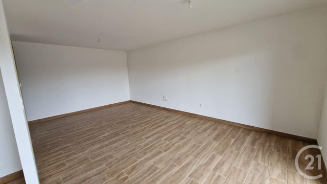 Appartement F3 &agrave; louer - 3 pi&egrave;ces - 81,93 m2 - Pontarlier - 25 - FRANCHE-COMTE