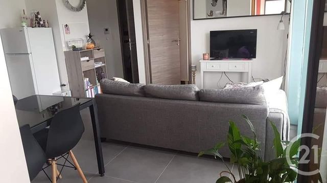 Appartement F2 &agrave; louer - 2 pi&egrave;ces - 37,62 m2 - Pontarlier - 25 - FRANCHE-COMTE
