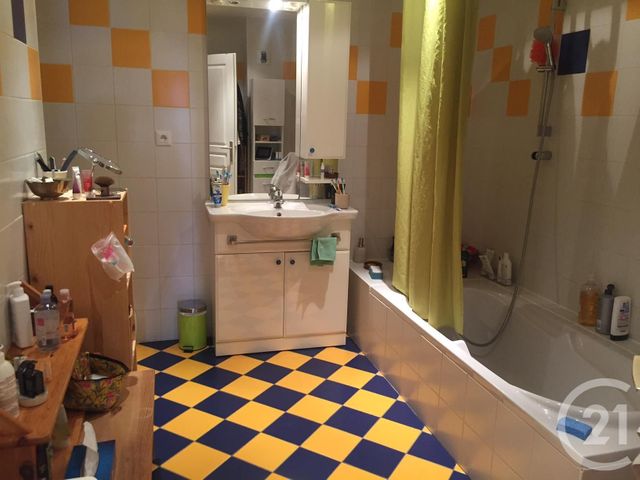 Appartement F5 &agrave; louer - 5 pi&egrave;ces - 137 m2 - Arcon - 25 - FRANCHE-COMTE