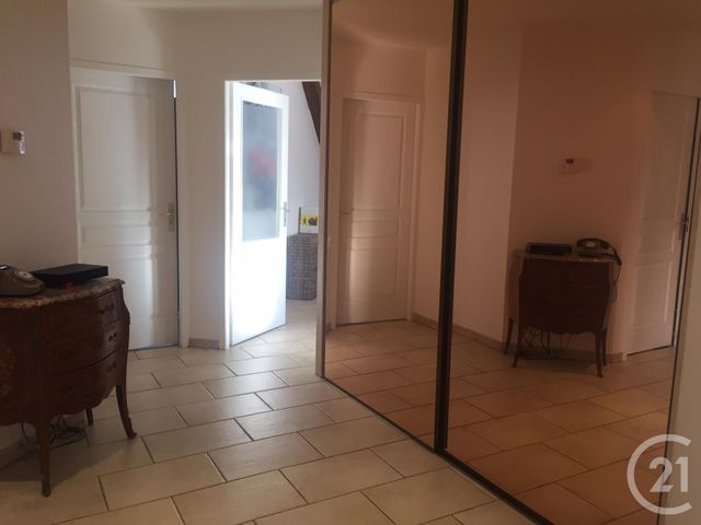 Appartement F5 &agrave; louer - 5 pi&egrave;ces - 137 m2 - Arcon - 25 - FRANCHE-COMTE