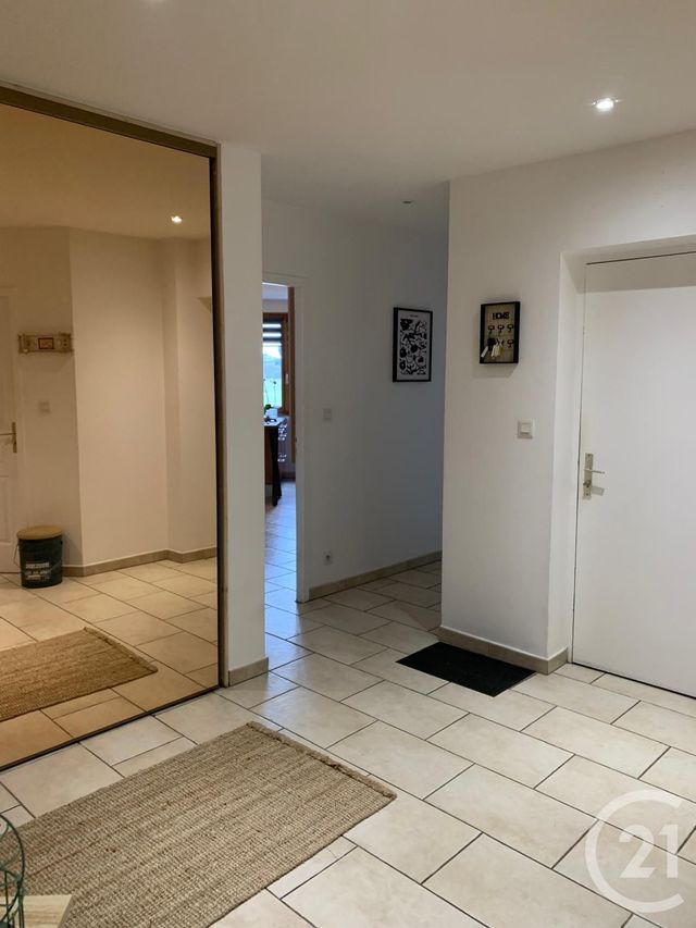 Appartement F5 &agrave; louer - 5 pi&egrave;ces - 137 m2 - Arcon - 25 - FRANCHE-COMTE