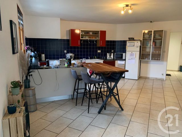 Appartement F5 &agrave; louer - 5 pi&egrave;ces - 137 m2 - Arcon - 25 - FRANCHE-COMTE