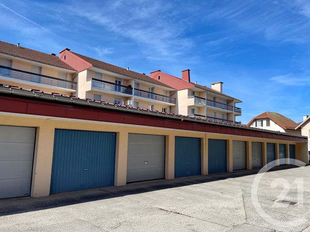 parking - PONTARLIER - 25