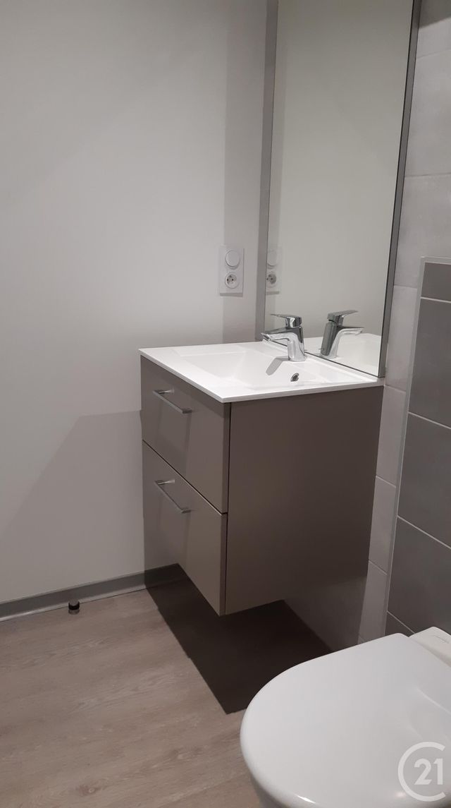 Appartement Studio &agrave; louer - 1 pi&egrave;ce - 16,70 m2 - Pontarlier - 25 - FRANCHE-COMTE